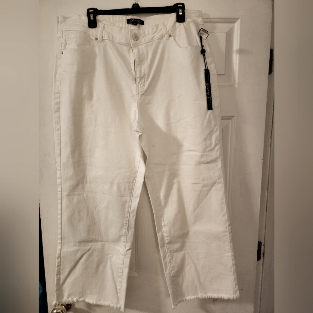 Charlie B white jeans size 18 nwt